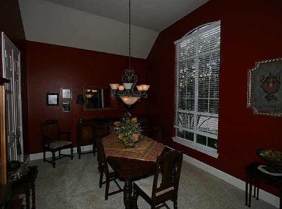5th image of 809 Woodcliff Dr