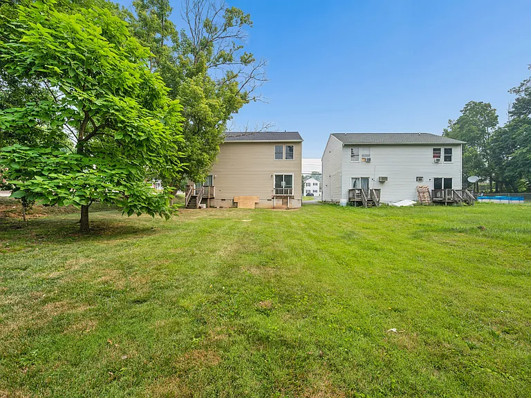 1135 W Washington St — Photo 14