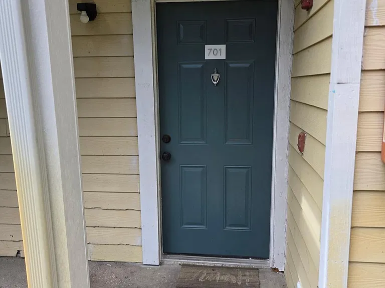 10028 Strafford Oak Ct #701 — Photo 2