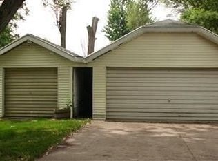 2505 Day Ave NW, Grand Rapids, MI 49544