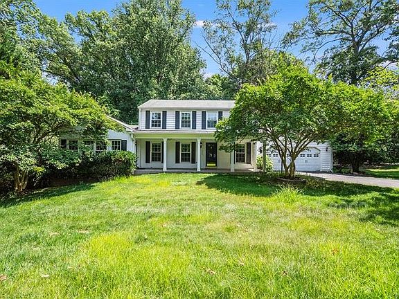 4th image of 2905 Blue Robin Ct