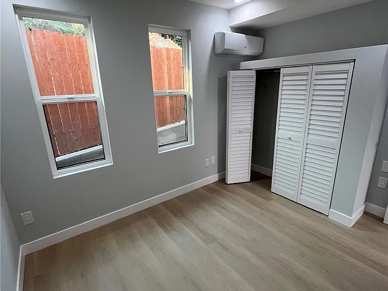 24837 Winlock Rd #B — Photo 3