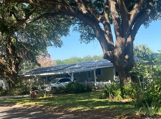 956 Tarrson Blvd, Lady Lake, FL 32159