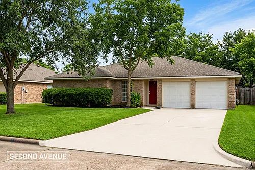 5010 Carmona Ln Photo 1