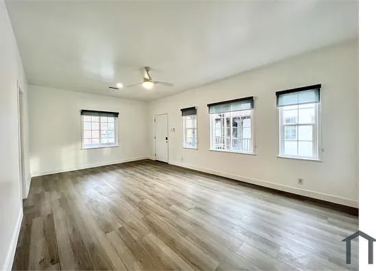 1524 N Sycamore St — Photo 8