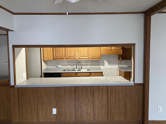 5th image of 1012 W 42nd Ave