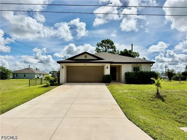 2115 NW 24th Pl, Cape Coral, FL 33993
