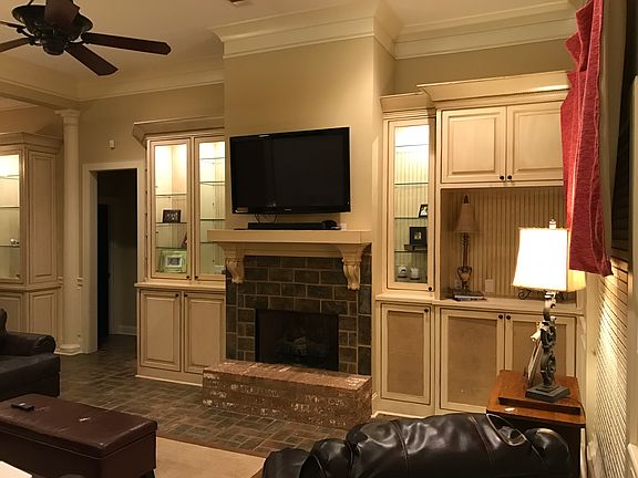 Living Room  Crown Molding 