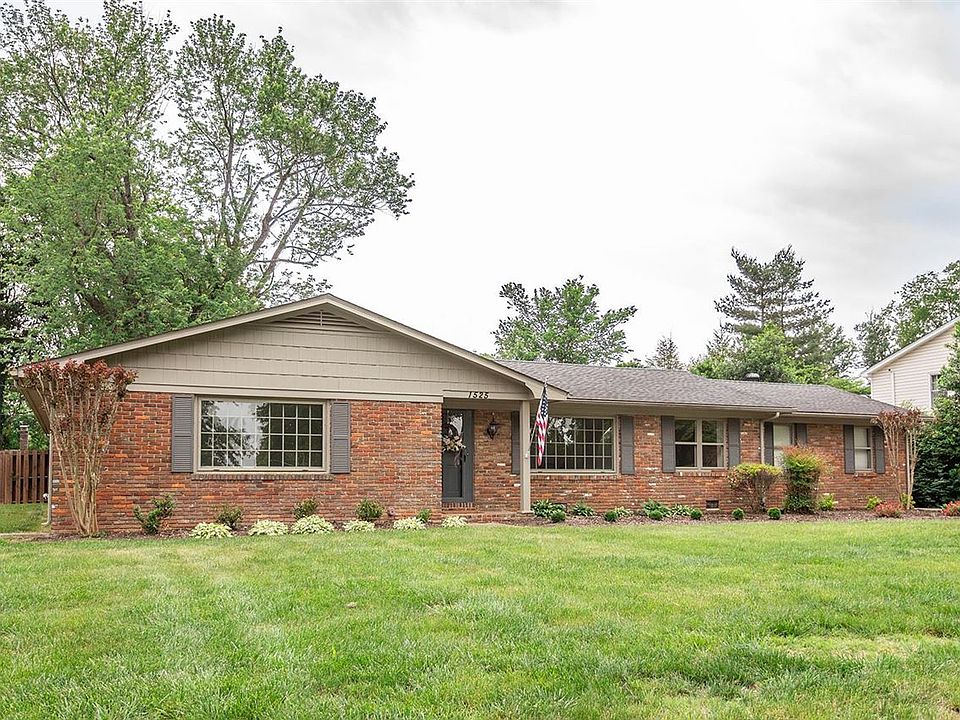 1st image of 1525 Sherwood Way