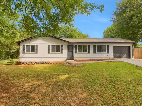 3774 Summit View Ln, Snellville, GA 30039