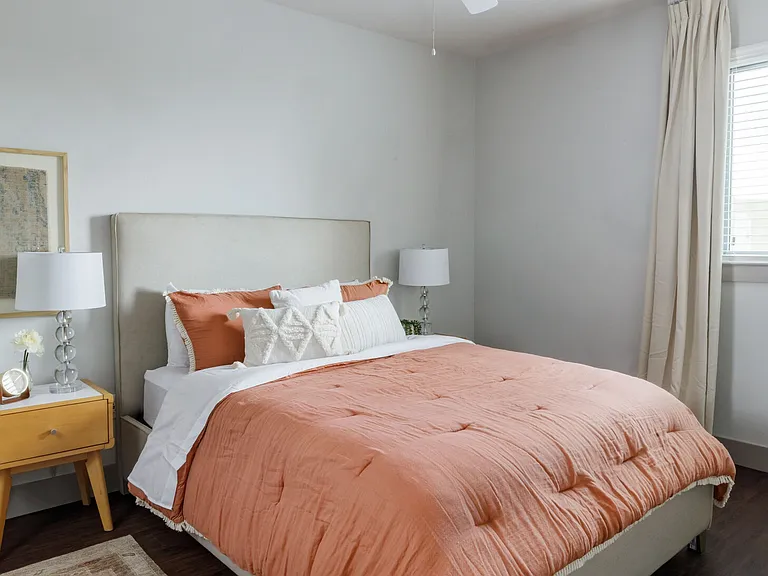 7520 Avenue C — Photo 1