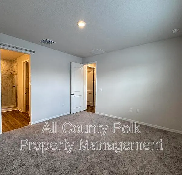 851 Folklore Ln — Photo 32