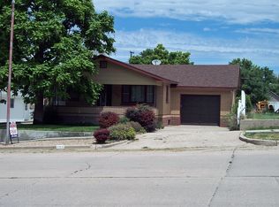 426 E Washington St, Saint Francis, KS 67756