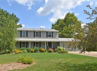 6151 Willow Lake Dr, Hudson, OH 44236