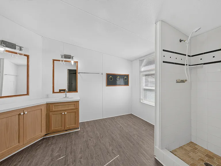 322 Cedar Creek Rd — Photo 17