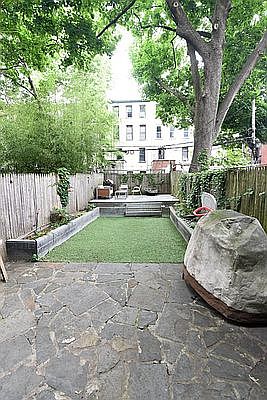 1st image of 437 Clermont Ave #1