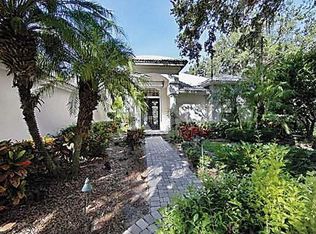 370 Mac Ewen Dr, Osprey, FL 34229