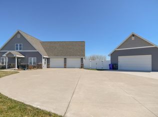 W2088 E County Rd, Seymour, WI 54165