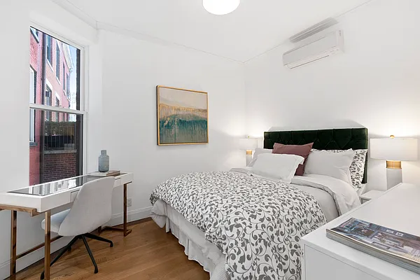 Rented by Douglas Elliman | media 23