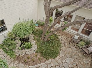 243 E Ridgewood Rd, Georgetown, TX 78633