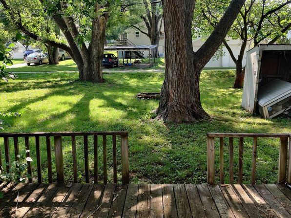 1204 Kingman St, Leavenworth, KS 66048