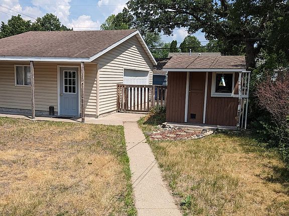 3rd image of 6105 Thomas Ave S