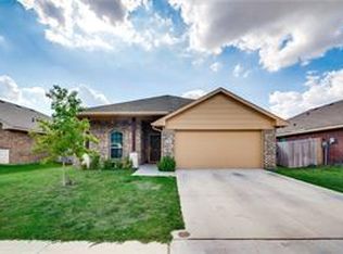 2833 Pacifico Way, Fort Worth, TX 76111