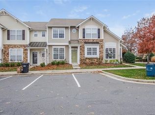 108 Chimney Rock Ln, Fort Mill, SC 29708