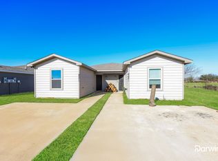 423 County Line Rd #A, Mabank, TX 75147