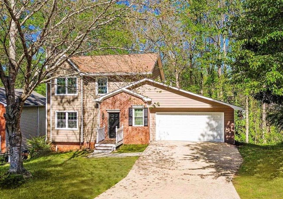 1st image of 144 Grayland Hills Ct