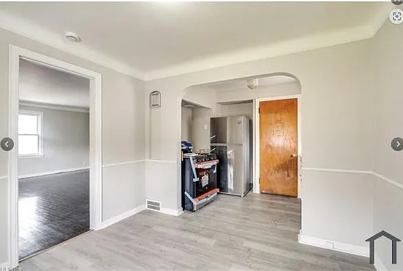 3 bed, $1,600 — Photo 4