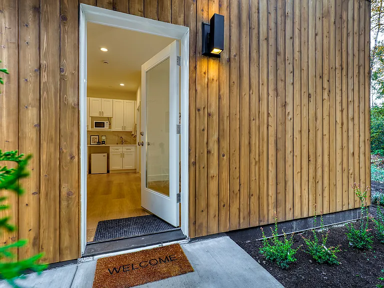 10626 E Riverside Dr — Photo 24