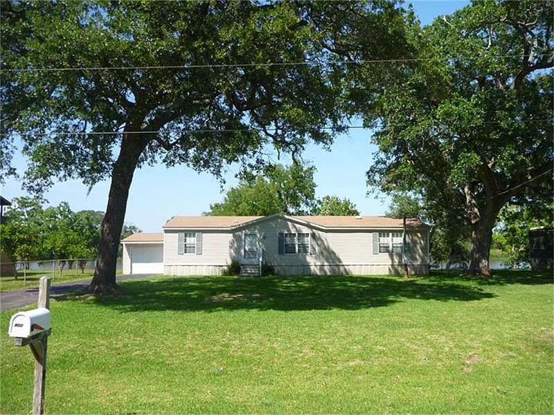1st image of 2918 Shady Creek Ln