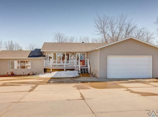 26604 481st Ave, Brandon, SD 57005
