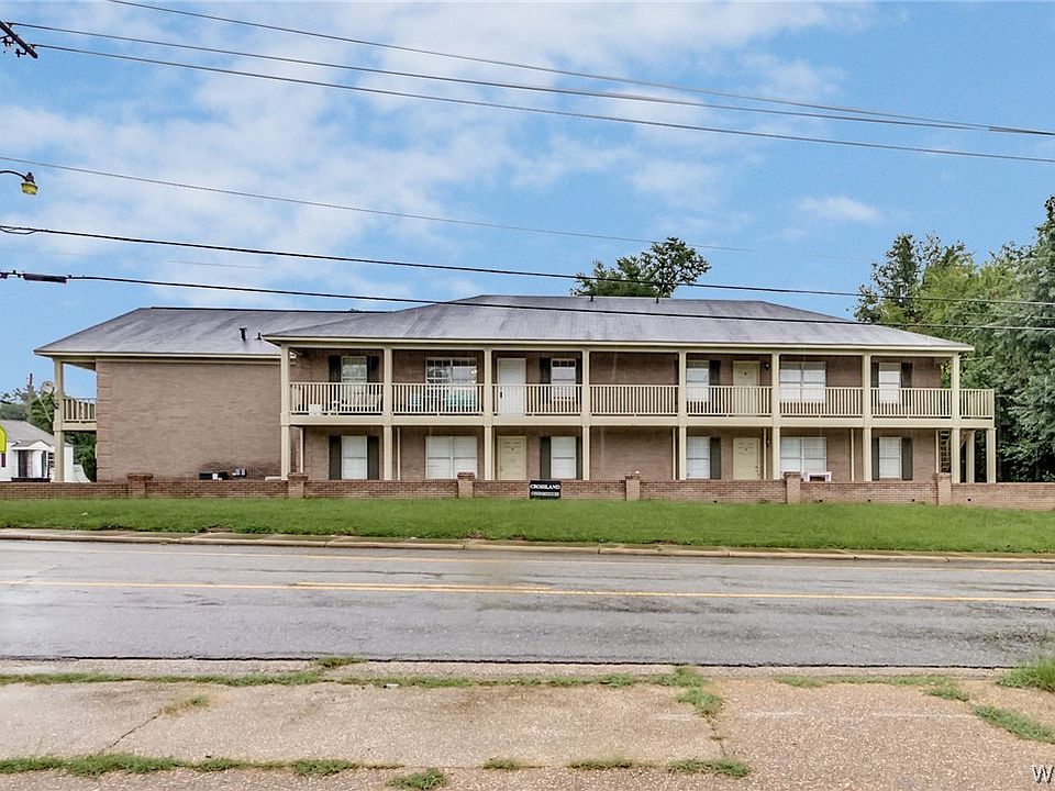 1st image of 1813 Hackberry Ln