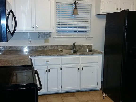 2nd image of 109 Clovercrest Dr