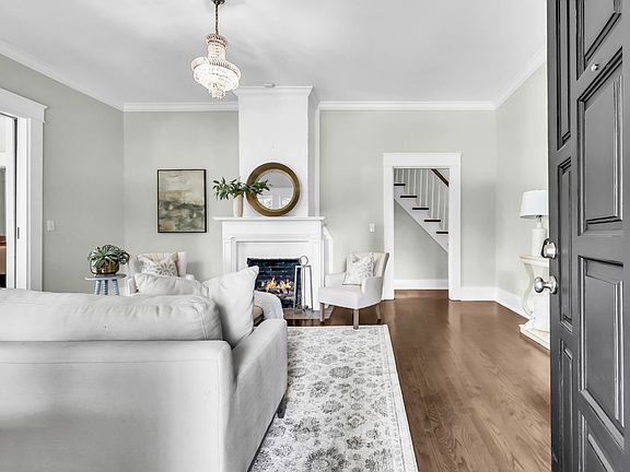 4th image of 436 N 2nd St