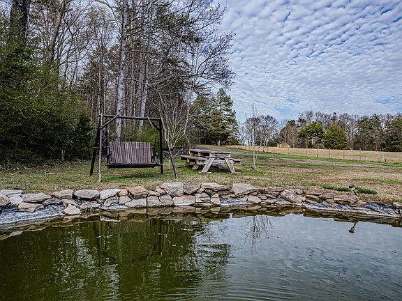 5th image of 246 County Road 571