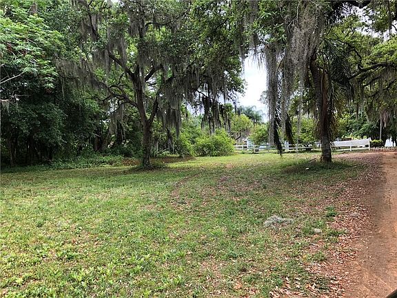 4th image of 5216 Cub Lake Dr