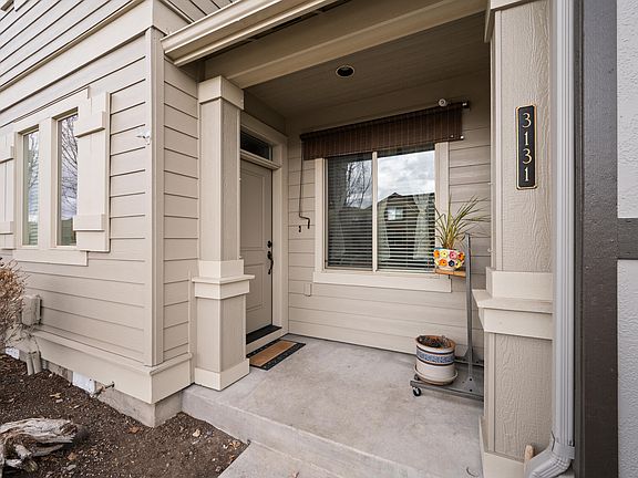 3rd image of 3131 SW 28th St