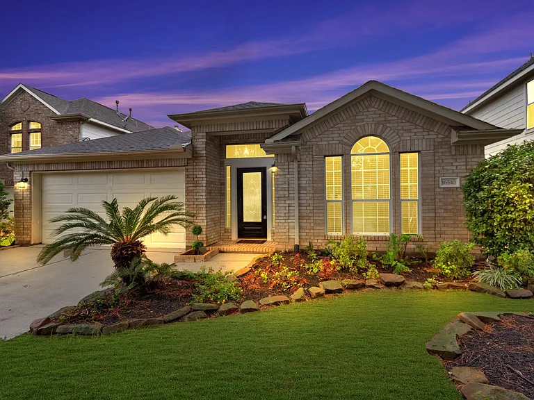 16510 Bluff Springs Dr — Photo 1