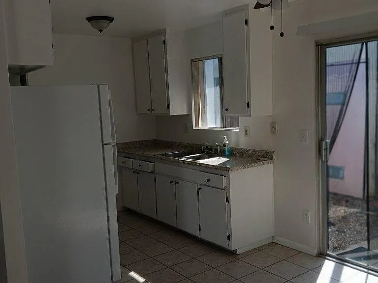 8551 Graham Ter #6 — Photo 3