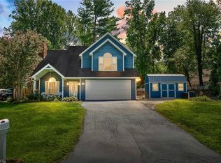 2105 Eagle Valley Ct, Kernersville, NC 27284