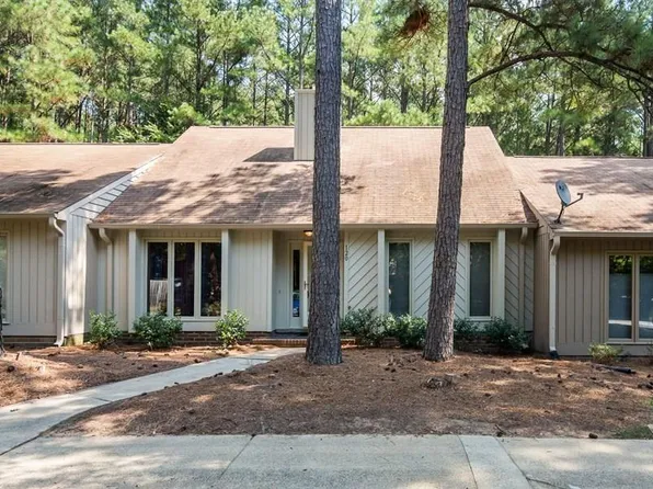 120 Berry Patch Ln, Chapel Hill, NC 27514