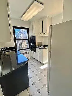 Rented by Olympia House Delaware LP | media 19