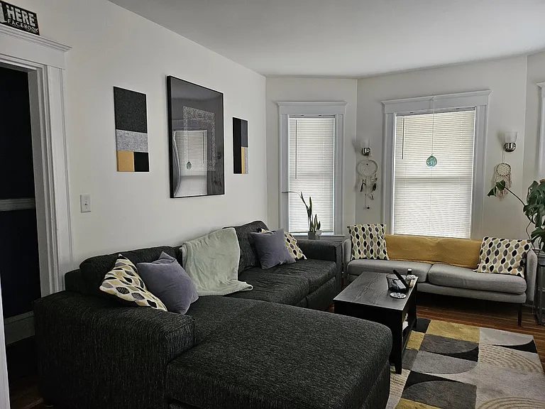 46 Hillside Ave — Photo 3
