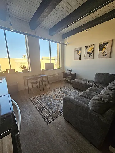 Floor plan 204