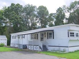 15 Clems Way, Acushnet, MA 02743