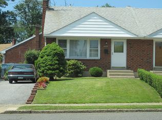 1077 Haverford Rd, Ridley Park, PA 19078