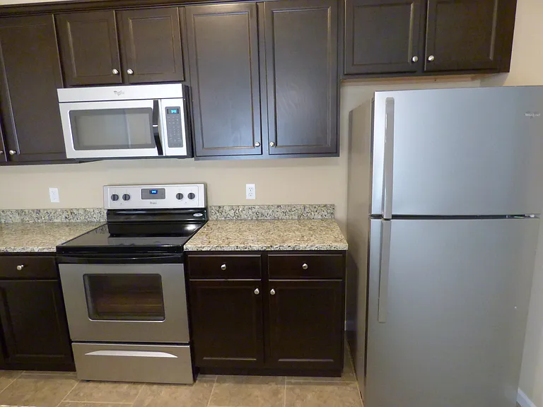 115 N Garth Ave — Photo 14